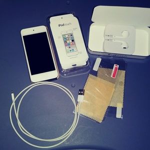 Ipod Touch 6th generation 32GB LIKE NEW PERFECT